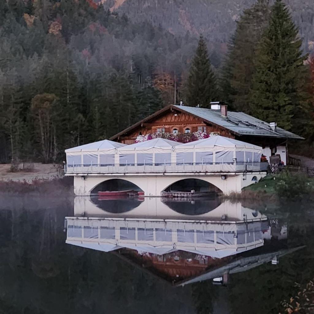 Pflegesee, im Hintergrund der Vordere Felderkopf