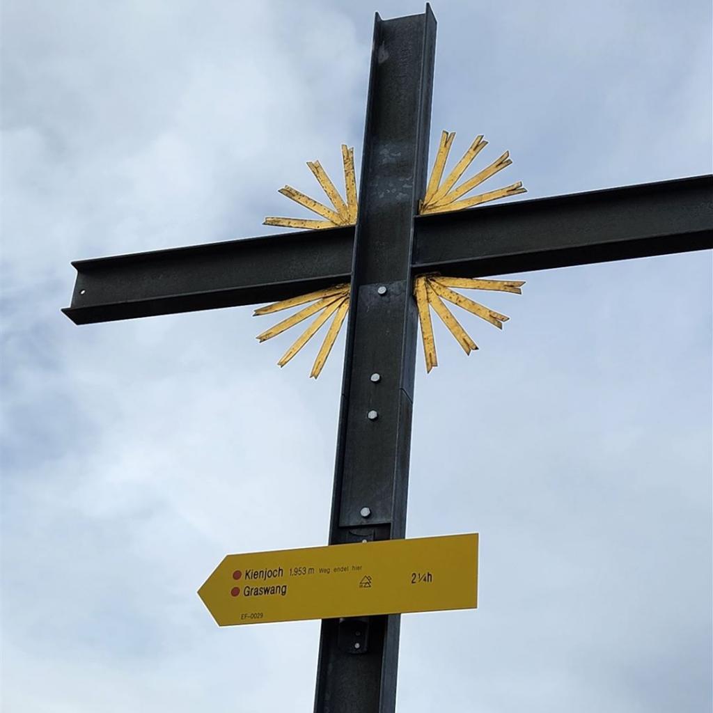 Auf dem Kienjoch – Weg endet hier! 