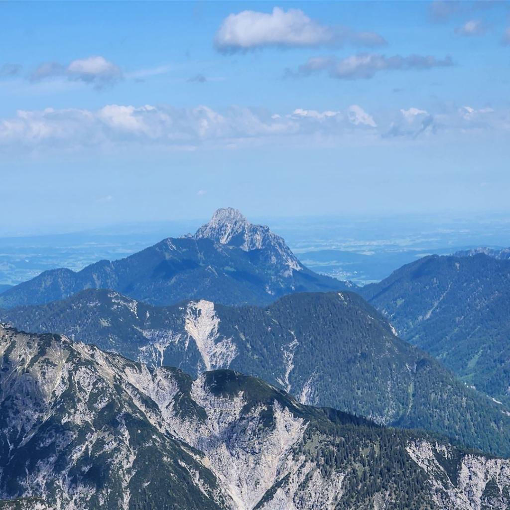 Blick hinüber zum Säuling bei Schwangau