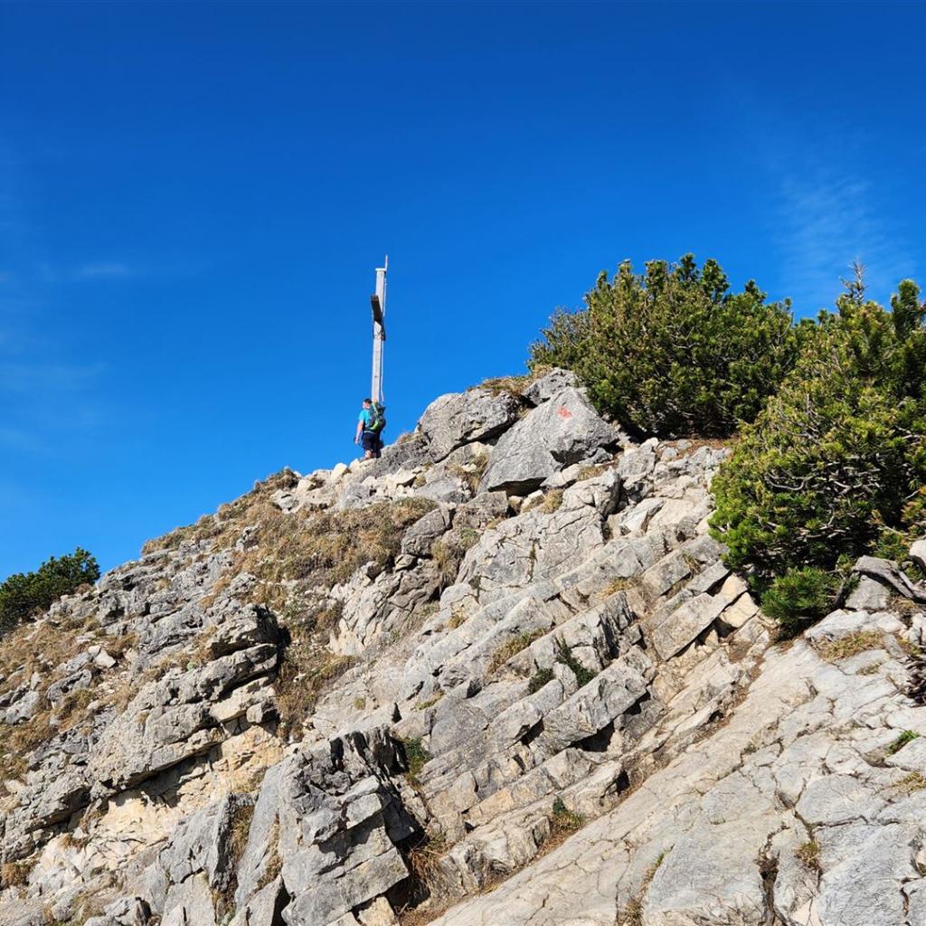 Über Blockgelände bis zum Gipfel