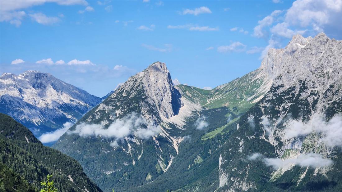 Die Gehrenspitze vom Westen aus gesehen