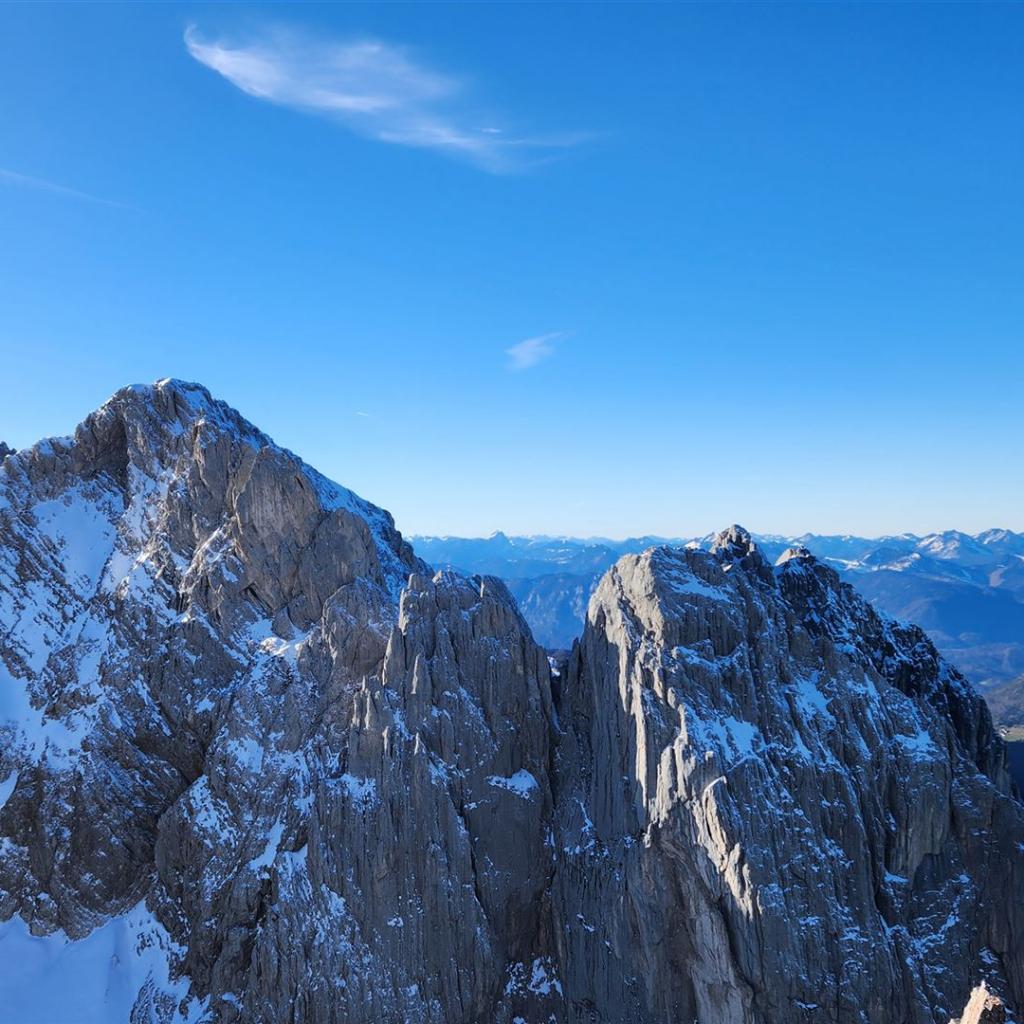 Ellmauer Halt (links hinten)
