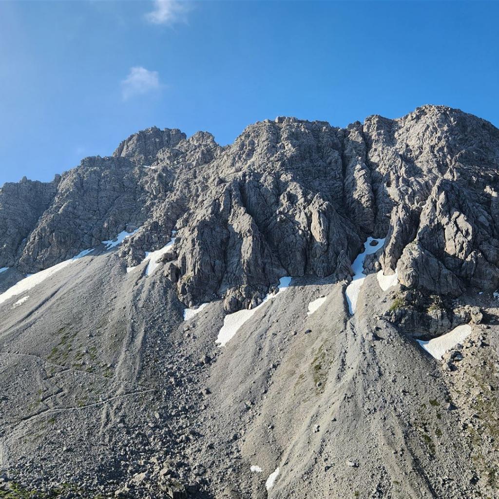 Blick zum Mindelheimer Klettersteig