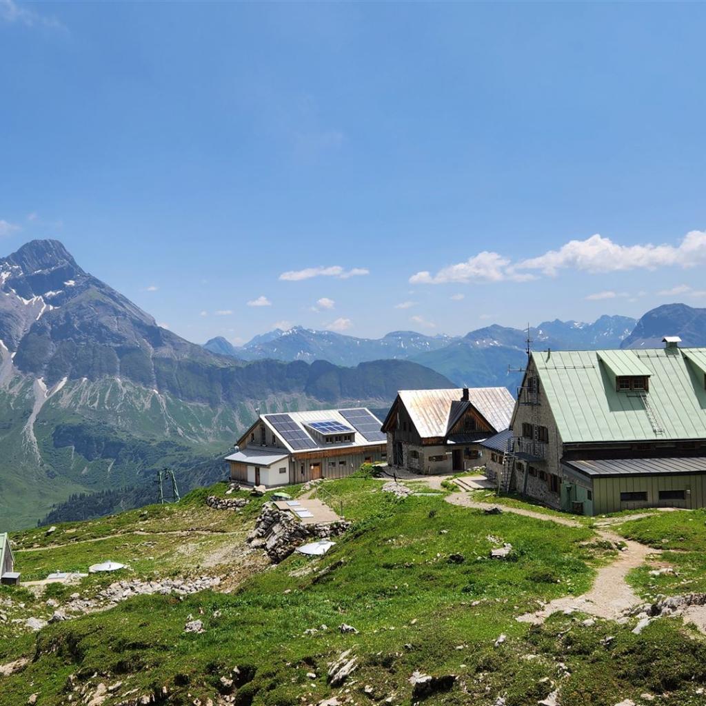 Mindelheimer Hütte mit Biberkopf