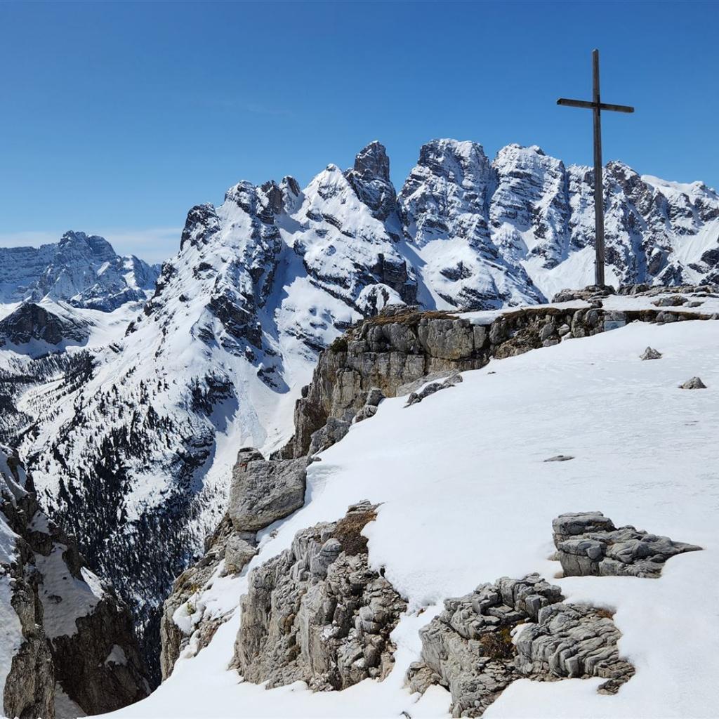 Monte Piana mit Monte Cristallo im Hintergrund