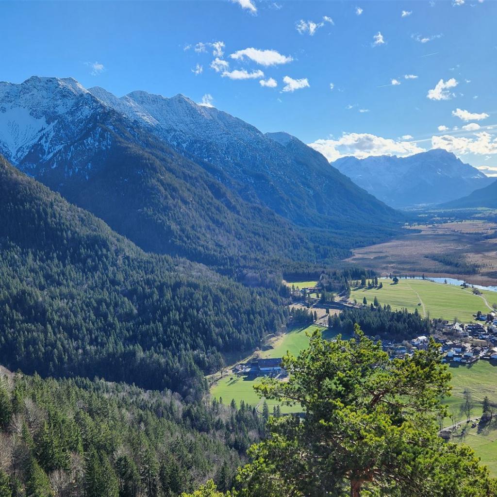 Loisachtal mit Hohe Kisten