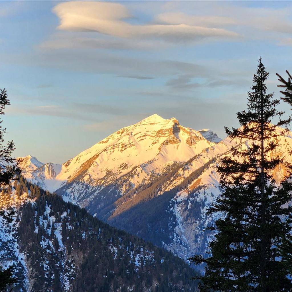 Die Soiernspitze bei Sonnenaufgang