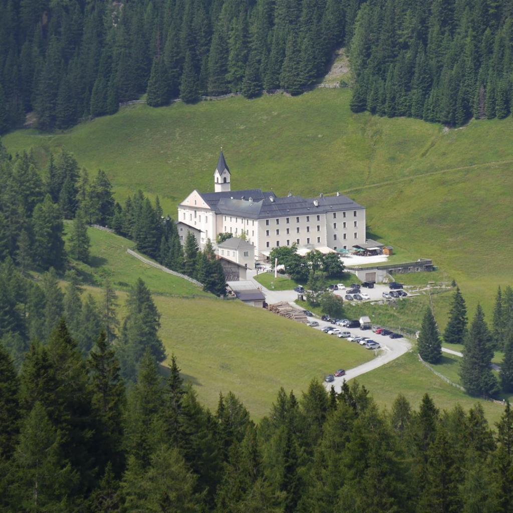 Maria Waldrast auf dem Rückweg im Blick