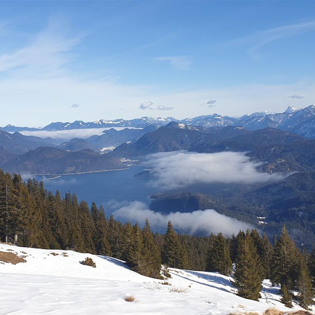 Blick nach Osten mit Walchensee