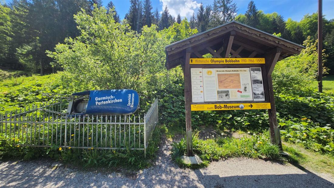 An der historischen Olympia-Bobbahn