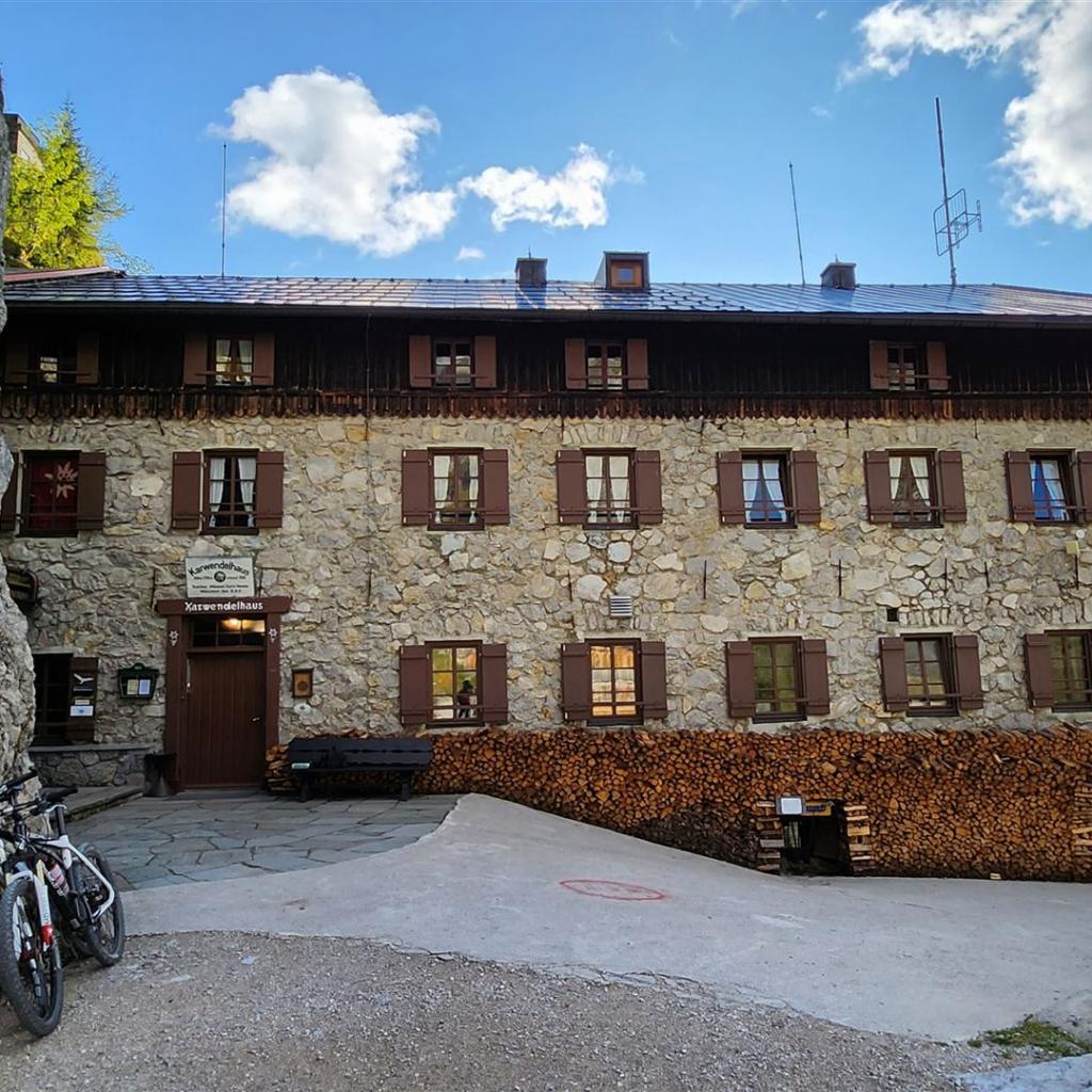 Karwendelhaus