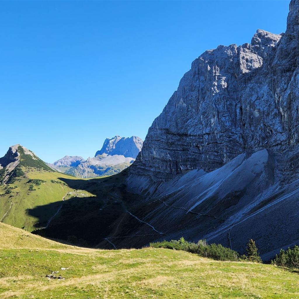 Über den Hohljoch-Sattel zur Eng Alm ist für MTB verboten