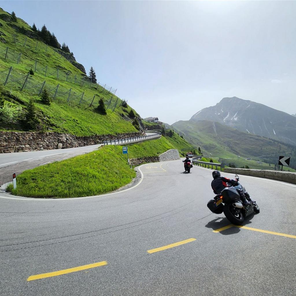 Abfahrt vom Jaufenpass