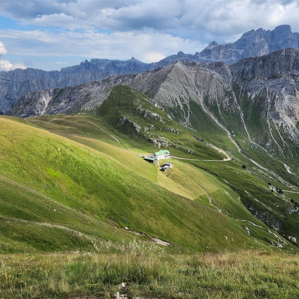 Blick hinunter zur Schlüterhütte