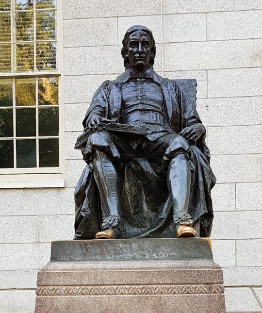 John Harvard Statue