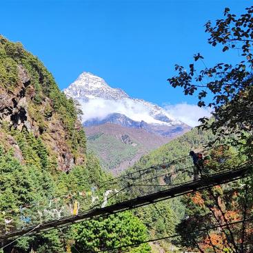 Thamserku 6623 m, zwischen Phakding und Namche Bazaar