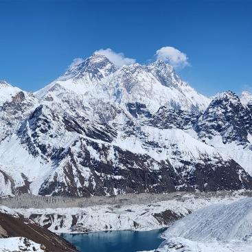 Everest und Makalu vom Renjo La Pass