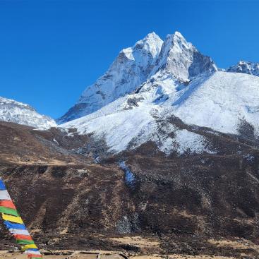 Der Taboche, 6495 m (oberhab von Dingboche)