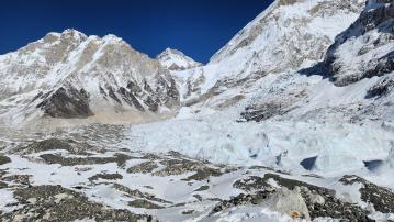 EBC mit Khumbu Eisbruch