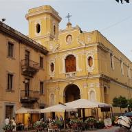 Die Kirche Santuario del Garmine an der Piazza Tasso
